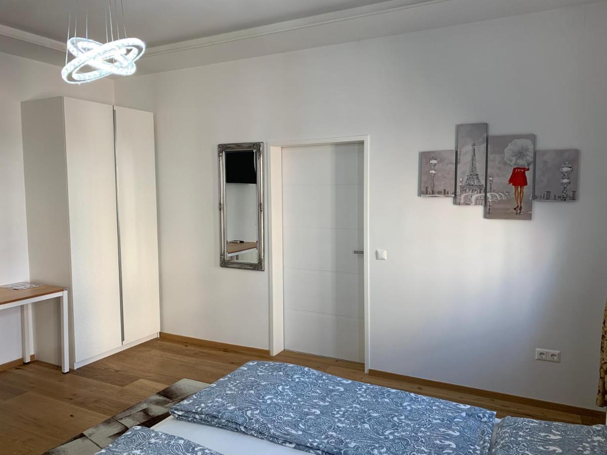Colony 2* Wien
